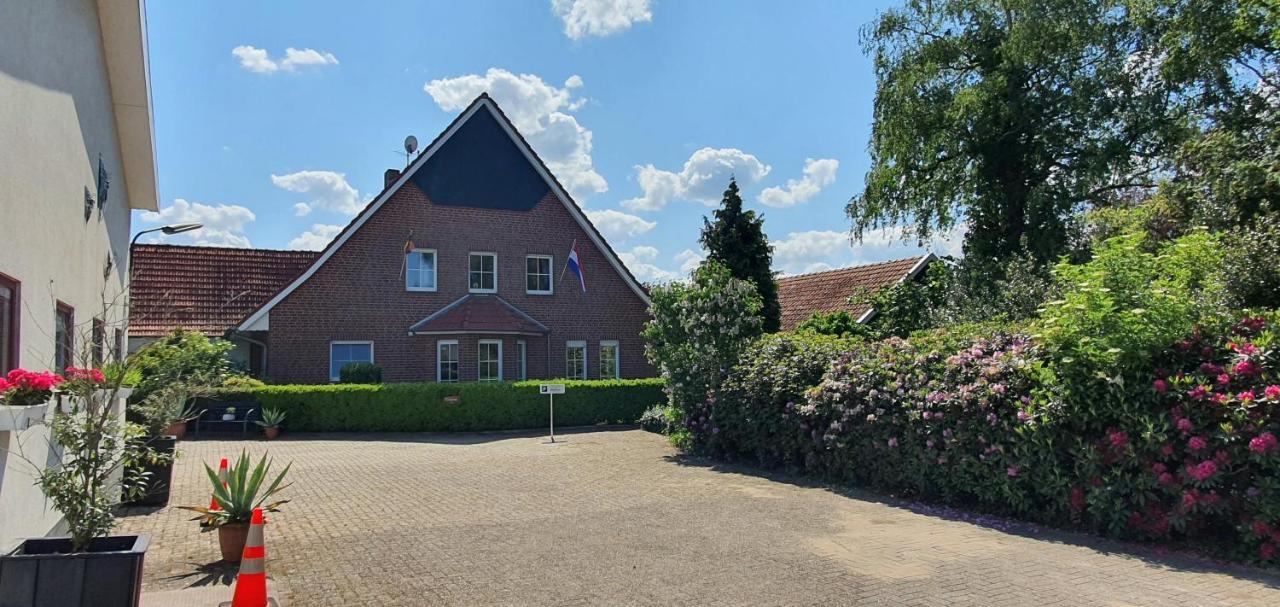 Ferienbauernhof De Slaaphoeve Emlichheim Dış mekan fotoğraf